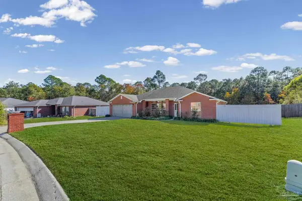 2165 Liberty Loop Rd, Cantonment, FL 32533
