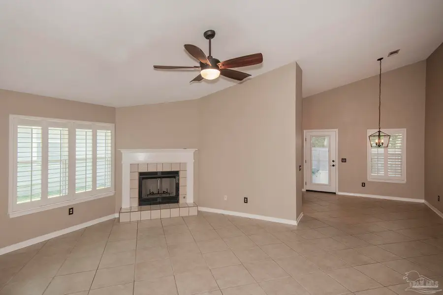 1264 Greystone Ln, Pensacola, FL 32514 - #3