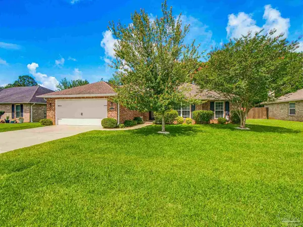 6097 Autumn Pines Cir, Pace, FL 32571