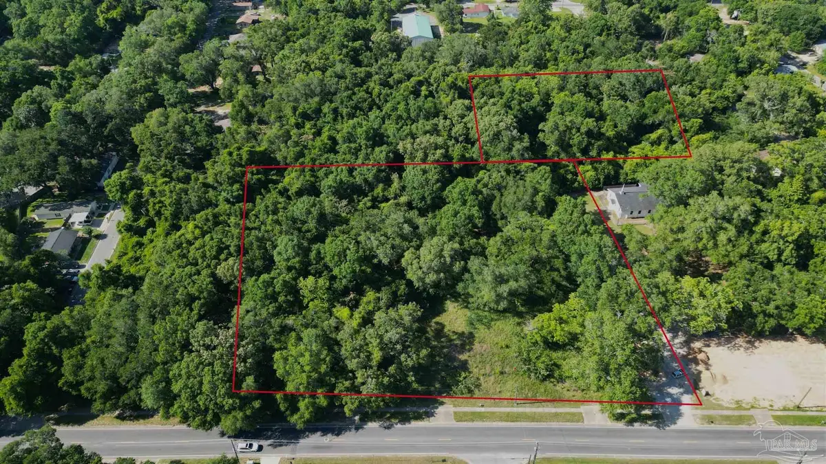 136 E Johnson Ave, Pensacola, FL 32514 - #1