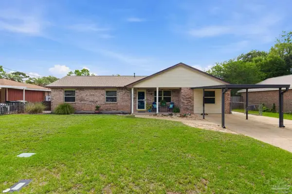 5742 Graymont Ln, Pensacola, FL 32526