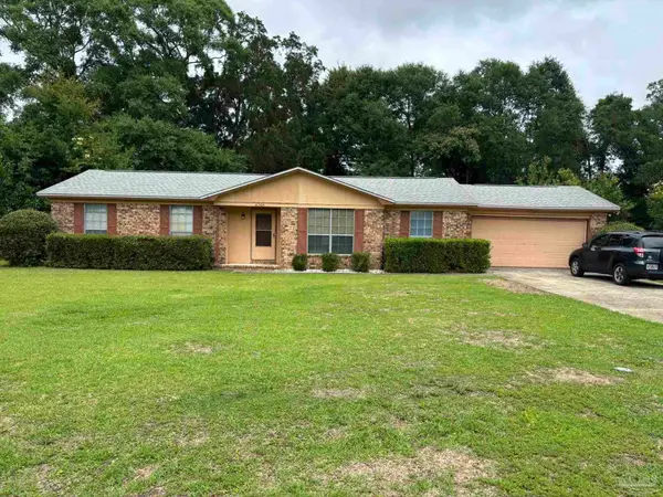 8748 Hollingsworth Ave, Pensacola, FL 32534
