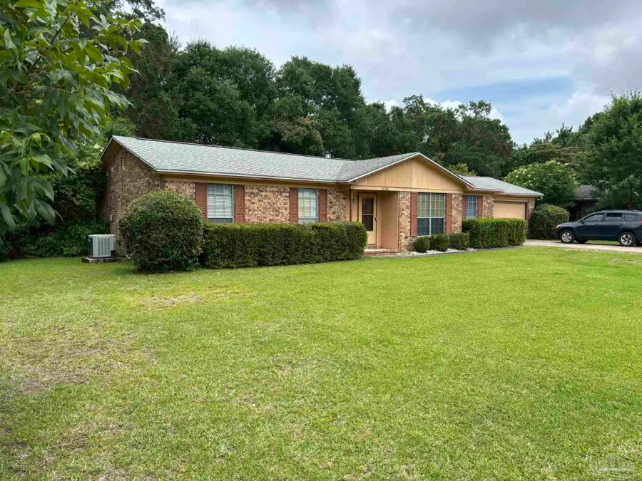 8748 Hollingsworth Ave, Pensacola, FL 32534 - #2
