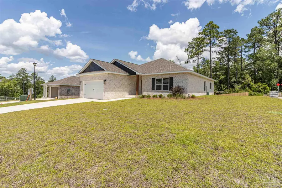 7727 Piper Cir, Milton, FL 32583 - #3