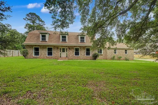 10219 Edendale Ln, Cantonment, FL 32533