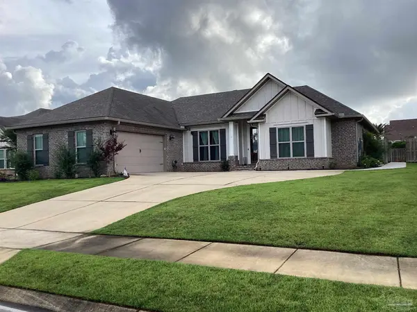 2437 Okatie Ln, Cantonment, FL 32533