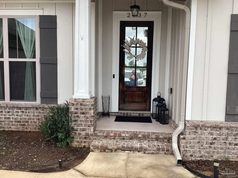 2437 Okatie Ln, Cantonment, FL 32533 - #2