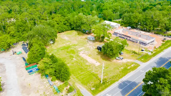 9551 Pine Cone Dr, Cantonment, FL 32533