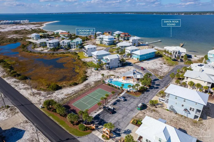 7660 Key West Dr, Navarre Beach, FL 32566 - #3