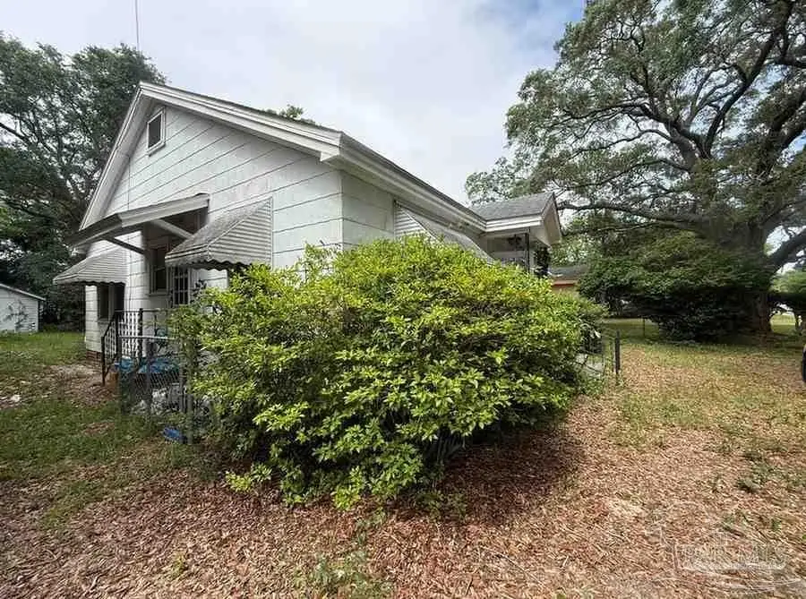 1412 Wisteria Ave, Pensacola, FL 32507 - #3