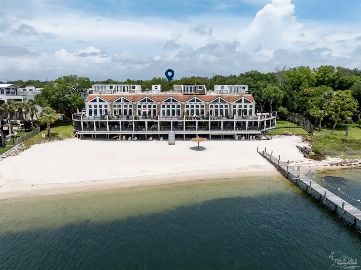 1189 Gulf Breeze Pkwy, Gulf Breeze, FL 32561 - #1
