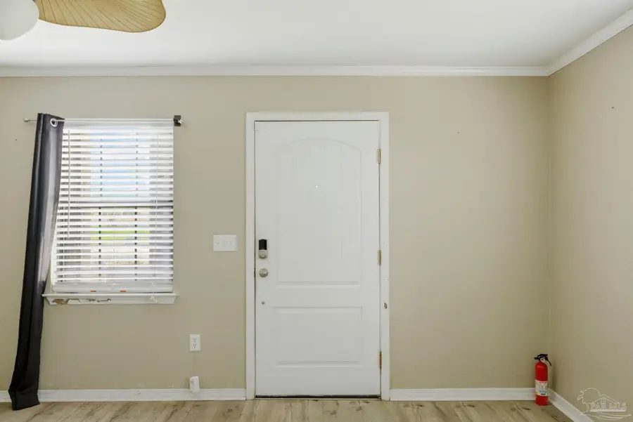 1125 W Scott St, Pensacola, FL 32501 - #3