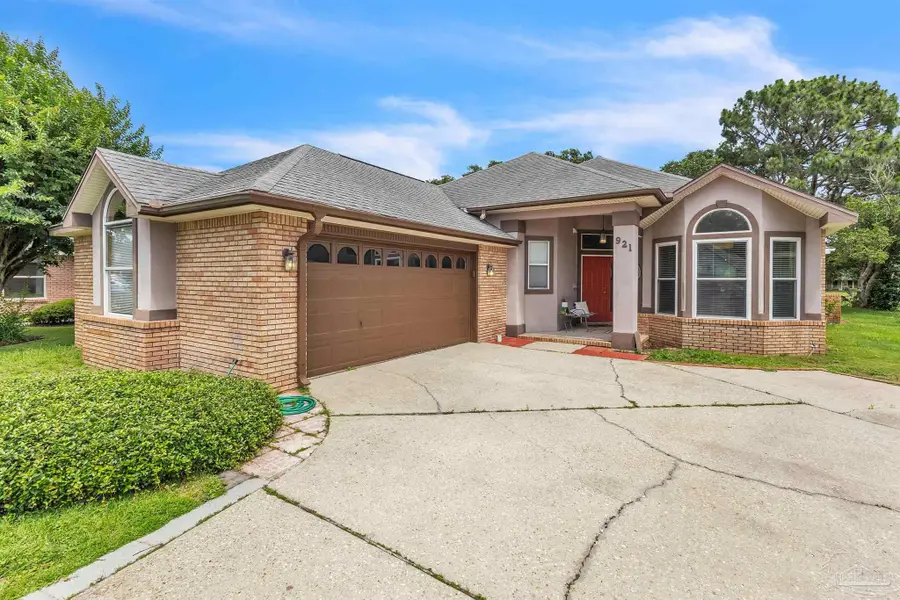 921 Shalimar Point Dr, Shalimar, FL 32579 - #2