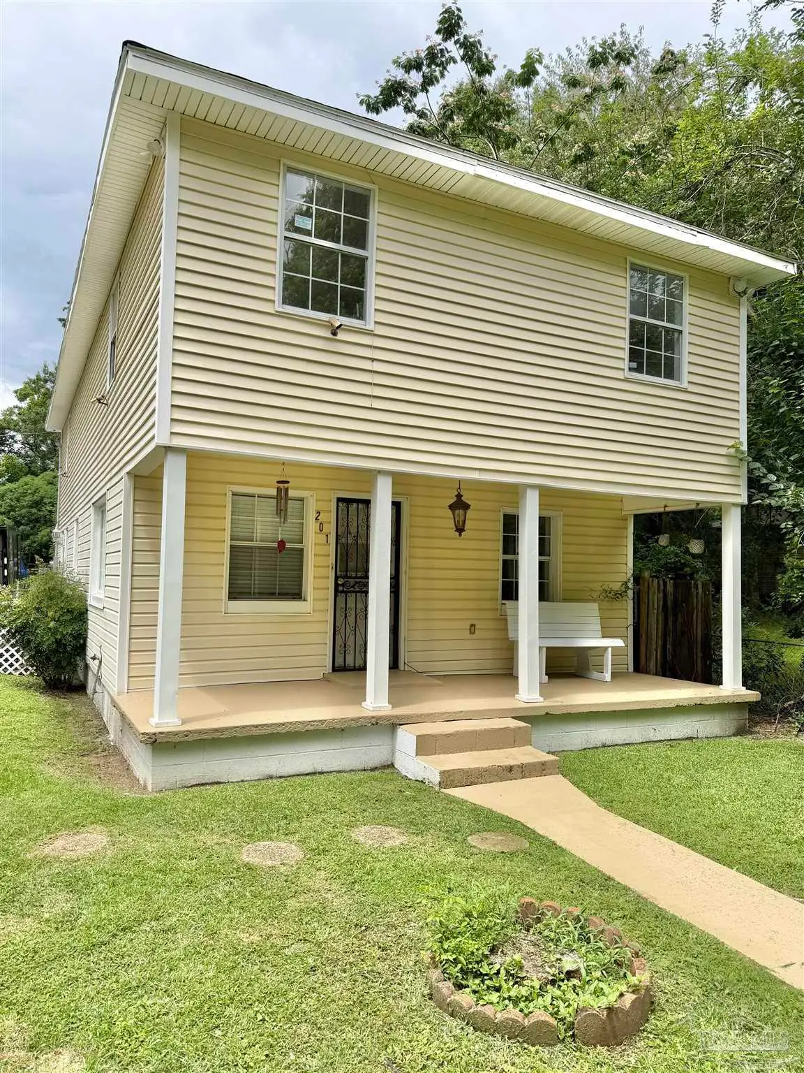 201 Mcglasker St, Atmore, AL 36502 - #1