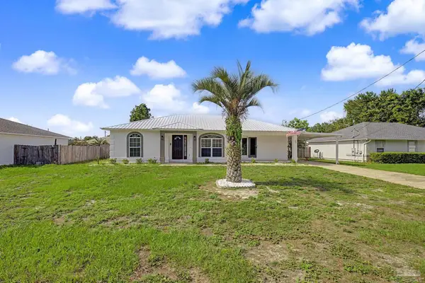 4360 Marilyn Ct, Gulf Breeze, FL 32563