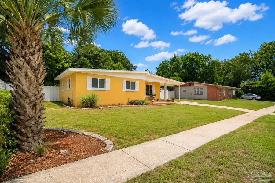 12 Huntington Dr, Pensacola, FL 32506 - #3