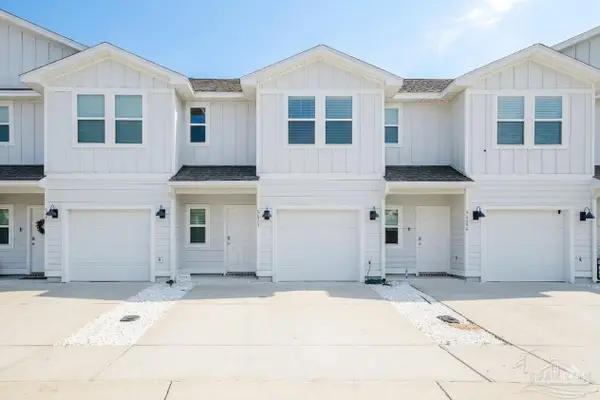 5673 Stellarjay St, Gulf Breeze, FL 32563