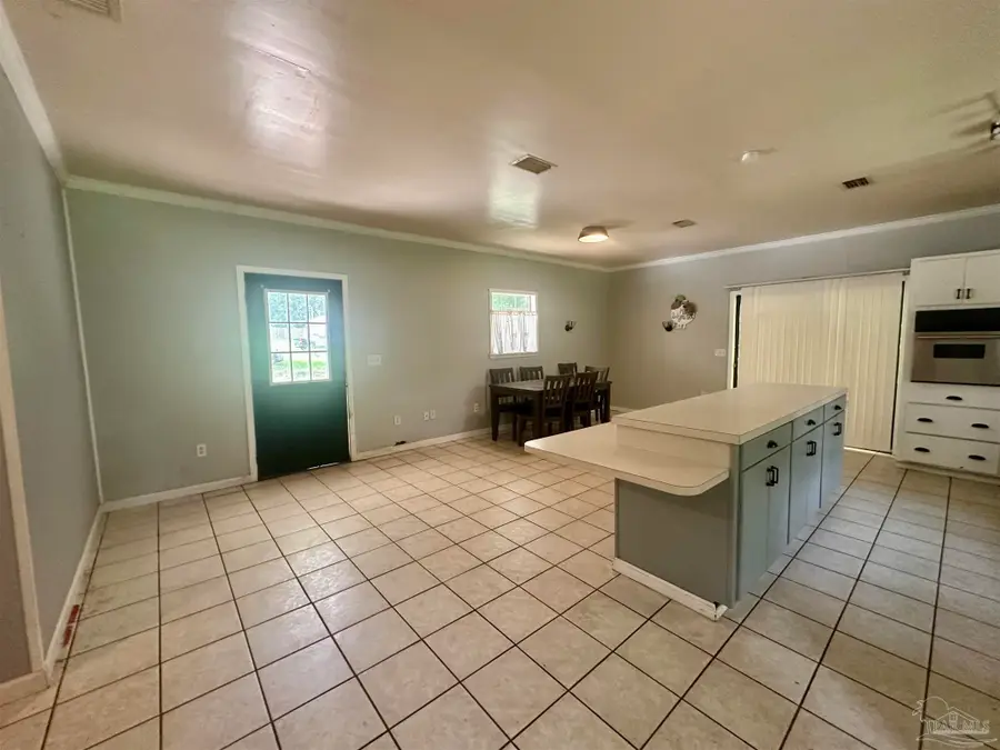 1035 Jack Springs Rd, Atmore, AL 36502 - #2
