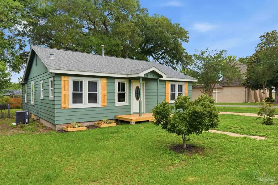 213 Rocky Ave, Cantonment, FL 32533 - #2