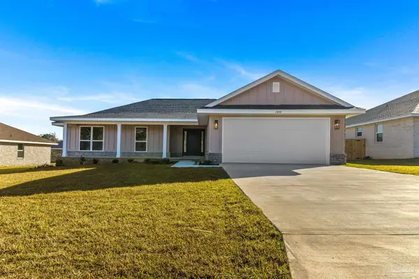 1852 Summer Pecan Dr, Cantonment, FL 32533