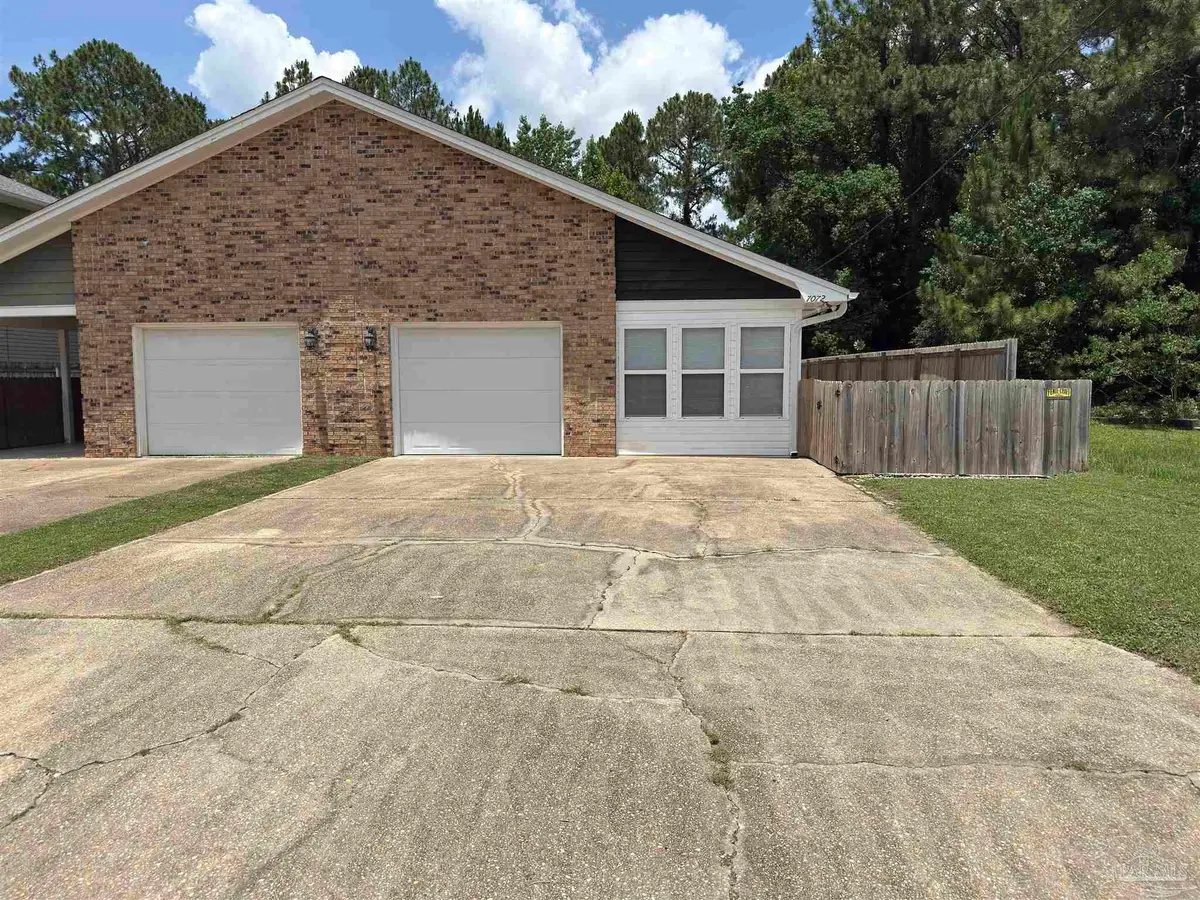 7072 Lake Joanne Dr, Pensacola, FL 32507 - #1