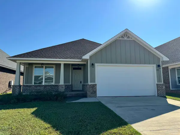 2416 Habersham Ln, Cantonment, FL 32533