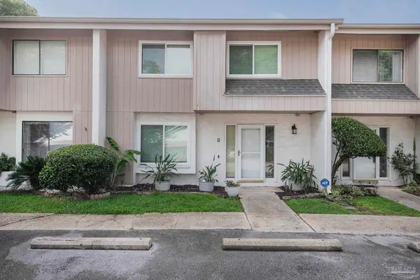 3400 Wimbledon Dr #6, Pensacola, FL 32504