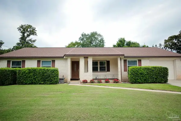 5861 Leesway Blvd, Pensacola, FL 32504