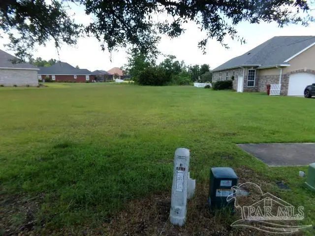 5751 Highland Lake Dr, Milton, FL 32583 - #2