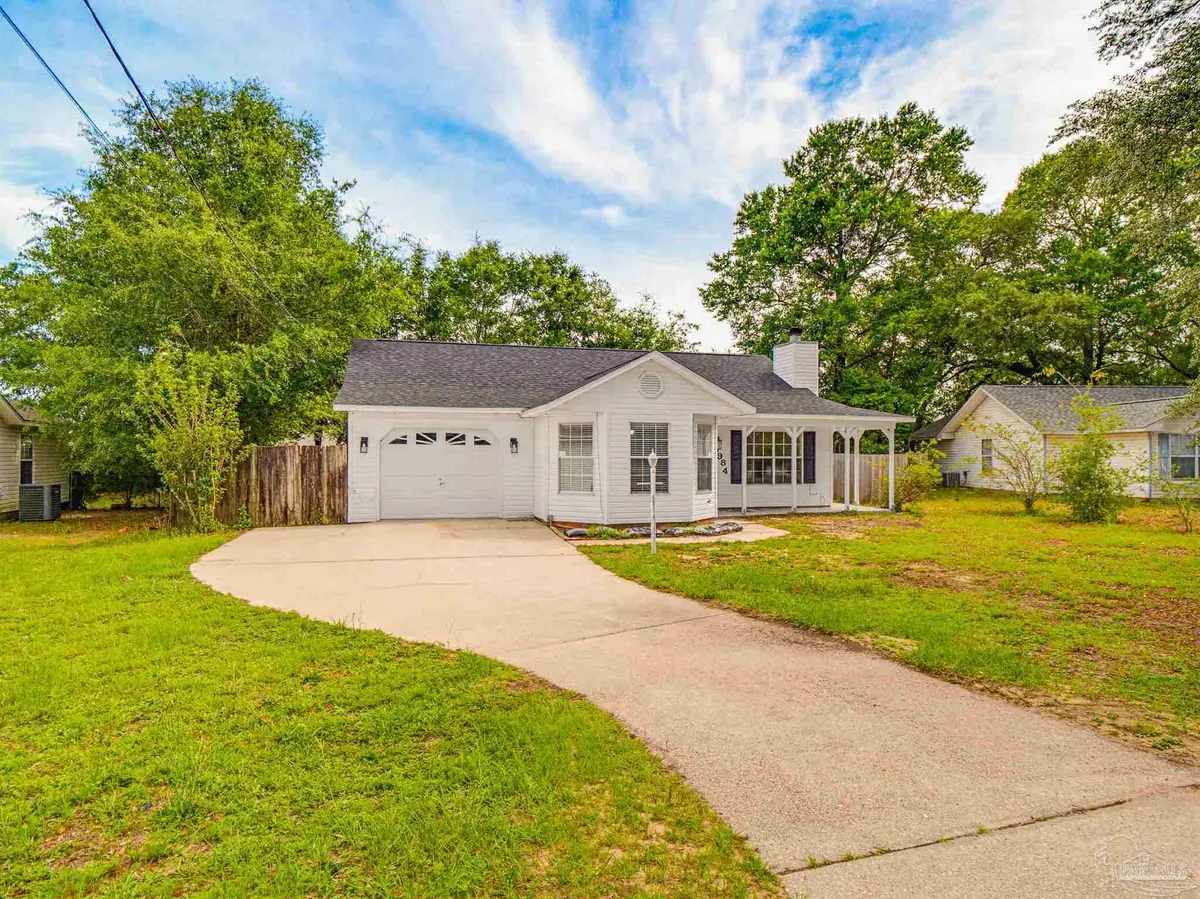 5984 Savannah Dr, Milton, FL 32570 - #1