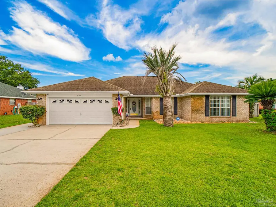 881 Lake Aire Dr, Pensacola, FL 32506 - #2