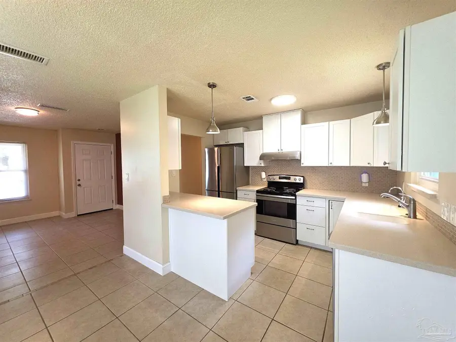 7715 Brook Meadow Pl, Pensacola, FL 32514 - #2
