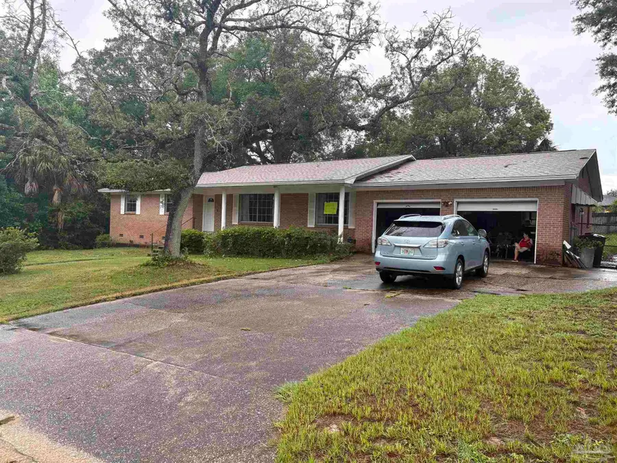 3 Rodgers Pl, Pensacola, FL 32506 - #2