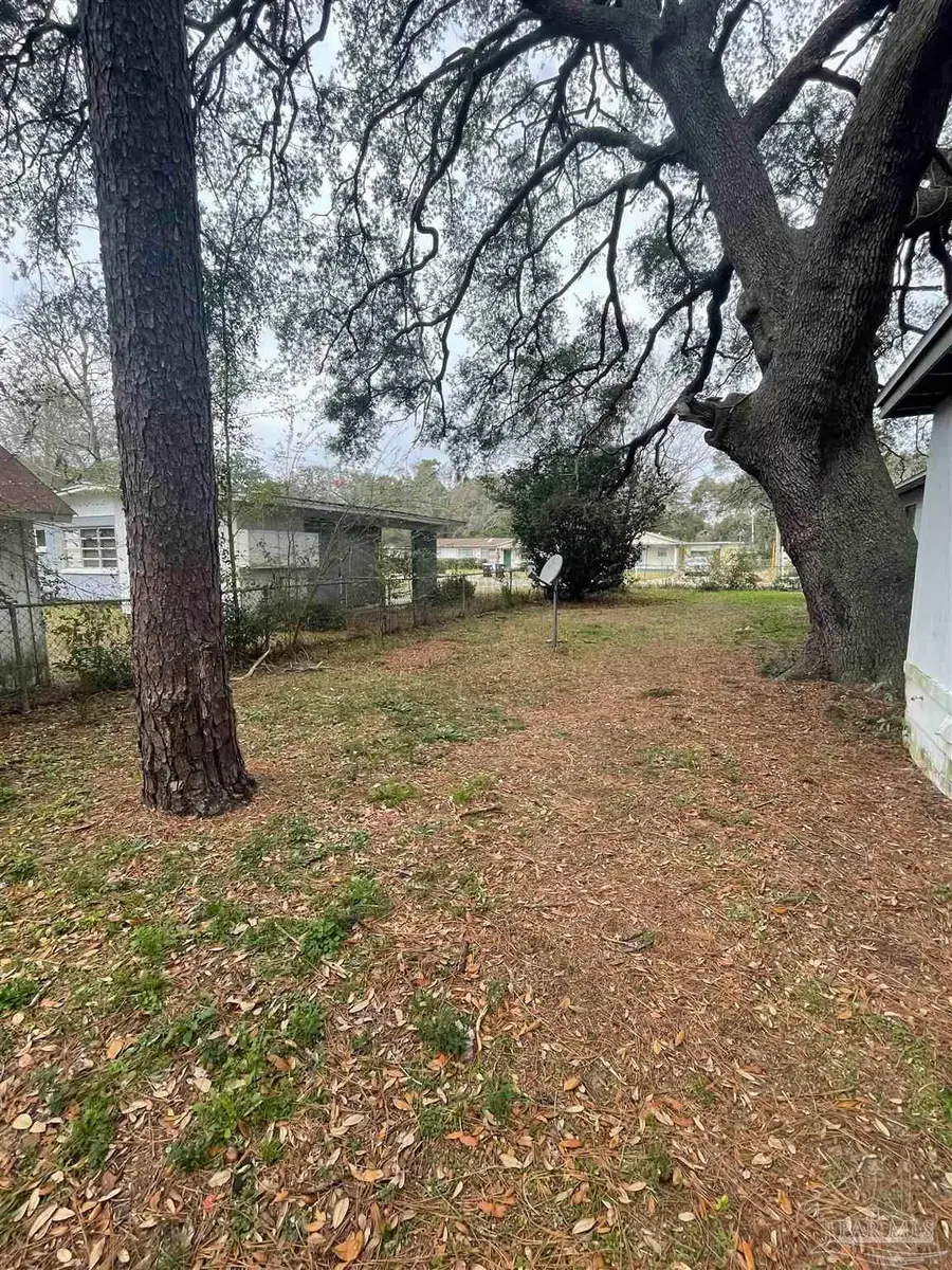 701 Montclair Rd, Pensacola, FL 32505 - #3