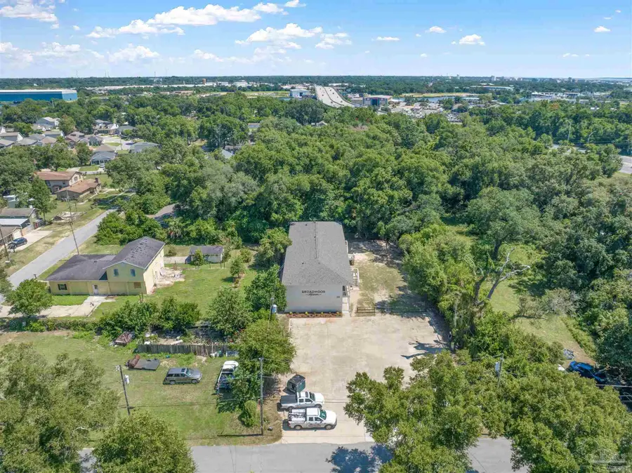 216 Broadmoor Ln, Pensacola, FL 32507 - #3