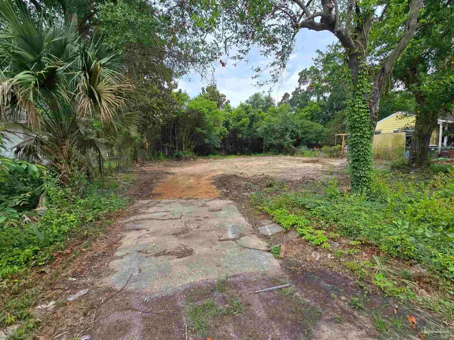 400 Chaseville St, Pensacola, FL 32507 - #2