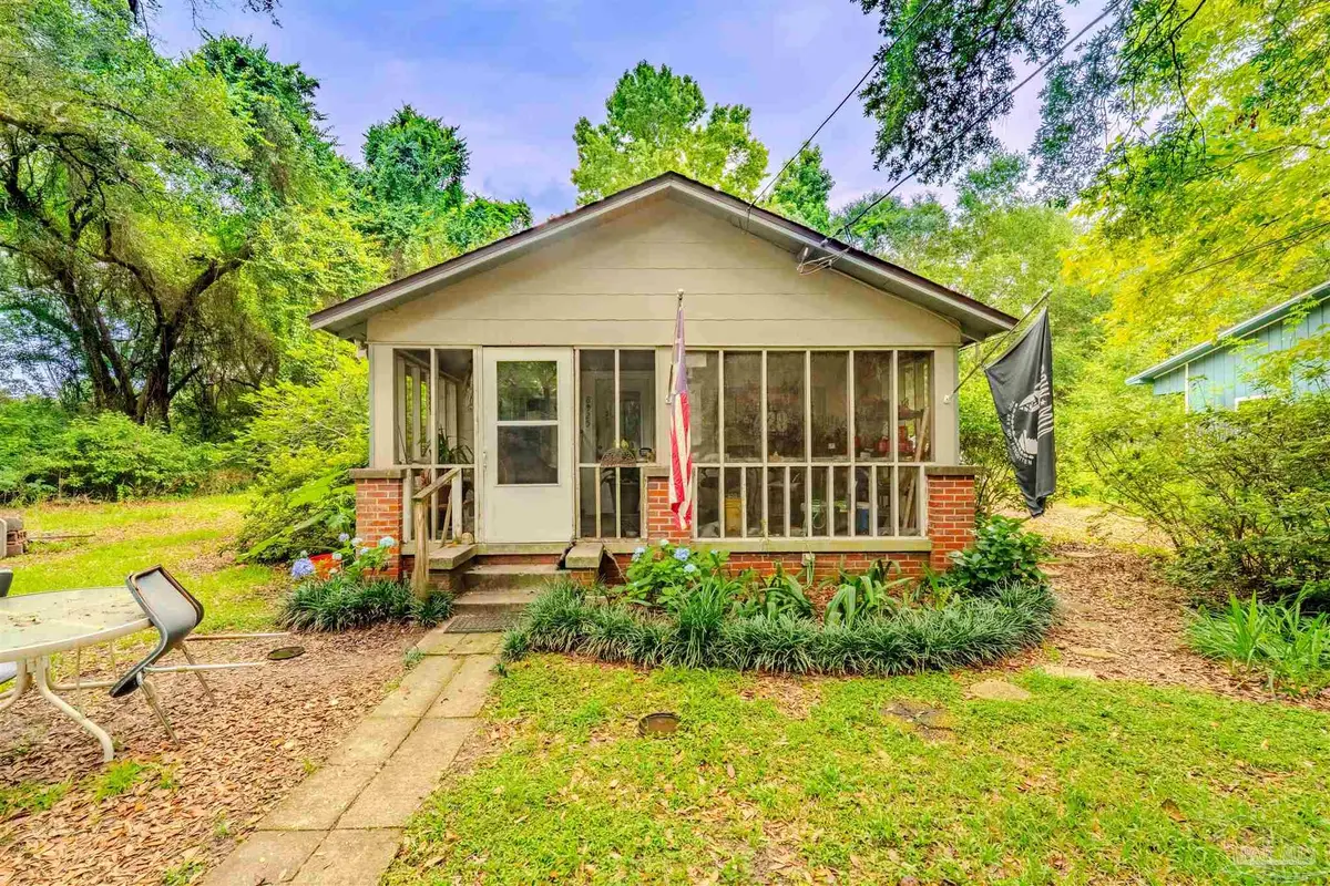 8925 N Davis Hwy, Pensacola, FL 32514 - #1