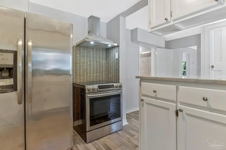 114 E Maxwell St, Pensacola, FL 32503 - #2