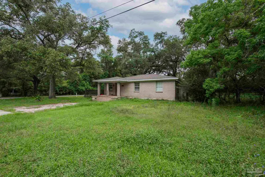 9121 Camberwell Rd, Pensacola, FL 32514 - #3