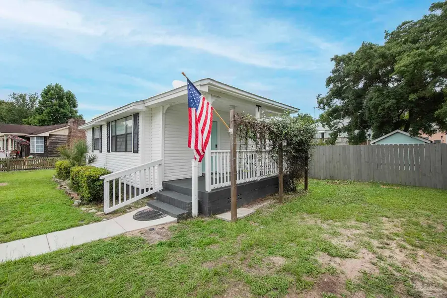 211 Berry Rd, Pensacola, FL 32507 - #2