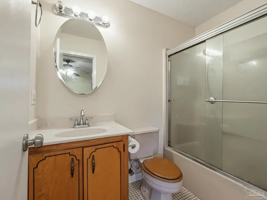 5909 Lawson Ln, Milton, FL 32570 - #3