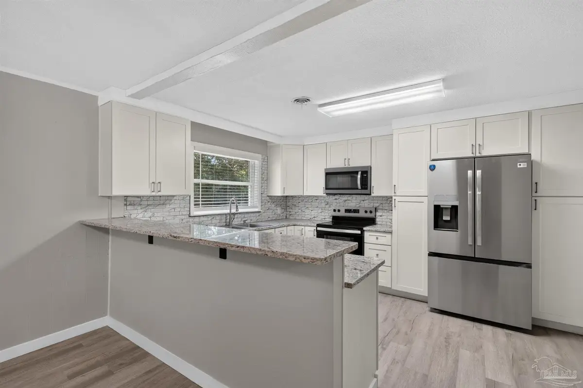 6425 Aspen Ave, Milton, FL 32570 - #1