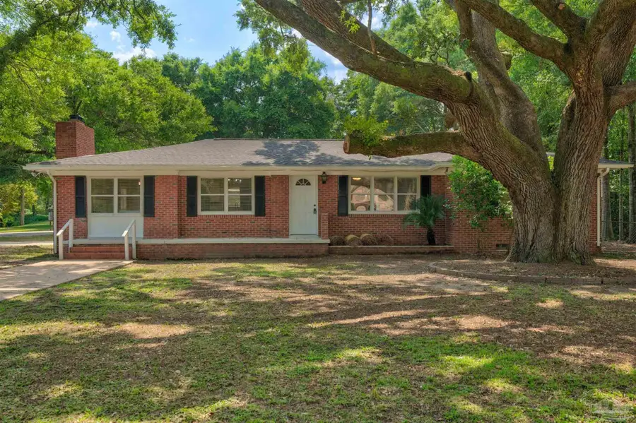 6425 Aspen Ave, Milton, FL 32570 - #2