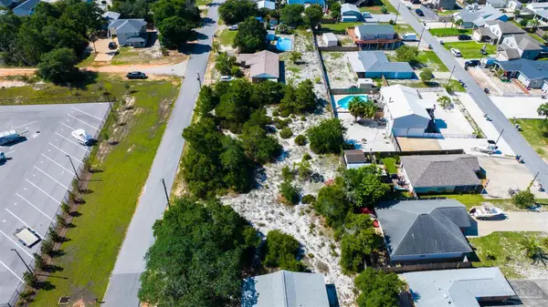 5700 Monterey Ave, Pensacola, FL 32507