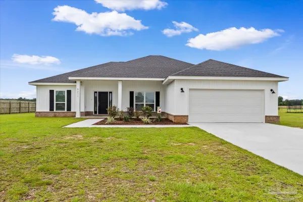 9211 Salter Rd, Pace, FL 32571