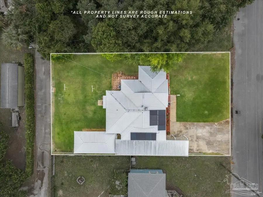 422 Gibbs Rd, Pensacola, FL 32507 - #3