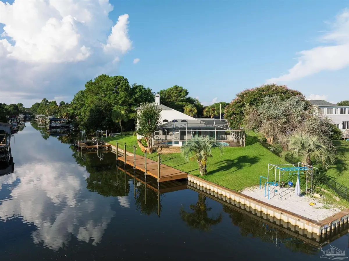 1672 Kauai Ct, Gulf Breeze, FL 32563 - #1