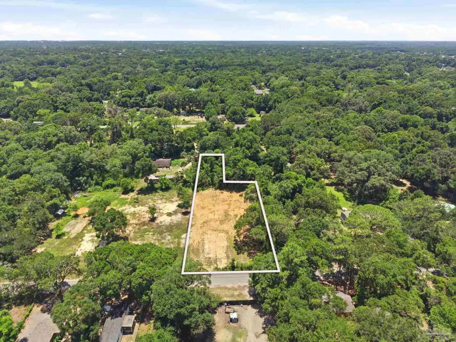 229 Barker St, Pensacola, FL 32514 - #3