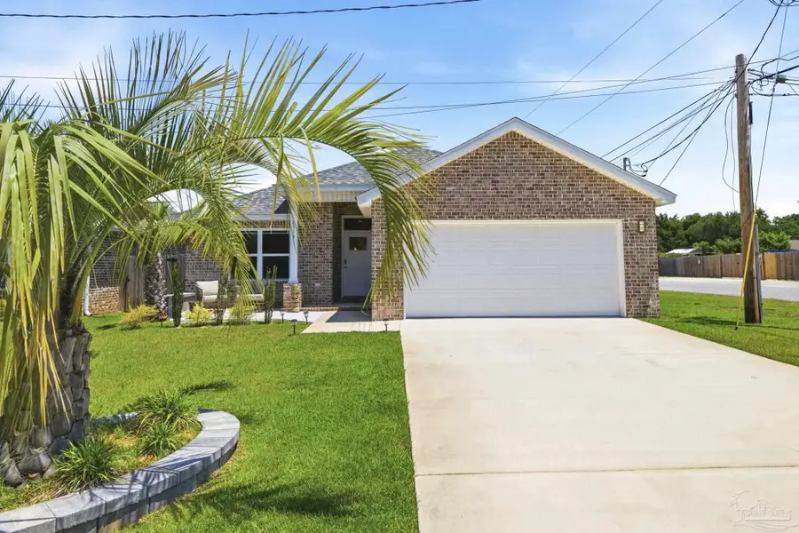 8514 Esplanade St, Navarre, FL 32566 - #2