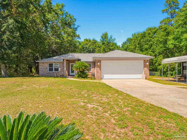 6668 Delhi Dr, Milton, FL 32583